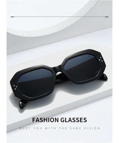 Vintage Men's And Women's Outdoor Vacation UV400 Sunglasses Gift G $19.48 Designer