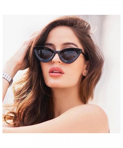 Stylish Cat Eye Sunglasses for Women - Vintage Party Shades in Black $7.69 Sport